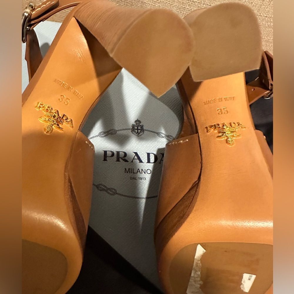 Prada Calzature Donna high heeled patent leather sandals size EU 35, tan NWT - Picture 9 of 13